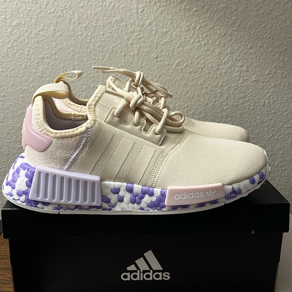 NWT Adidas Originals Women's NMD_R1 Shoes - Wonder White/Purple/Lilac - GW5694 - Picture 3 of 16